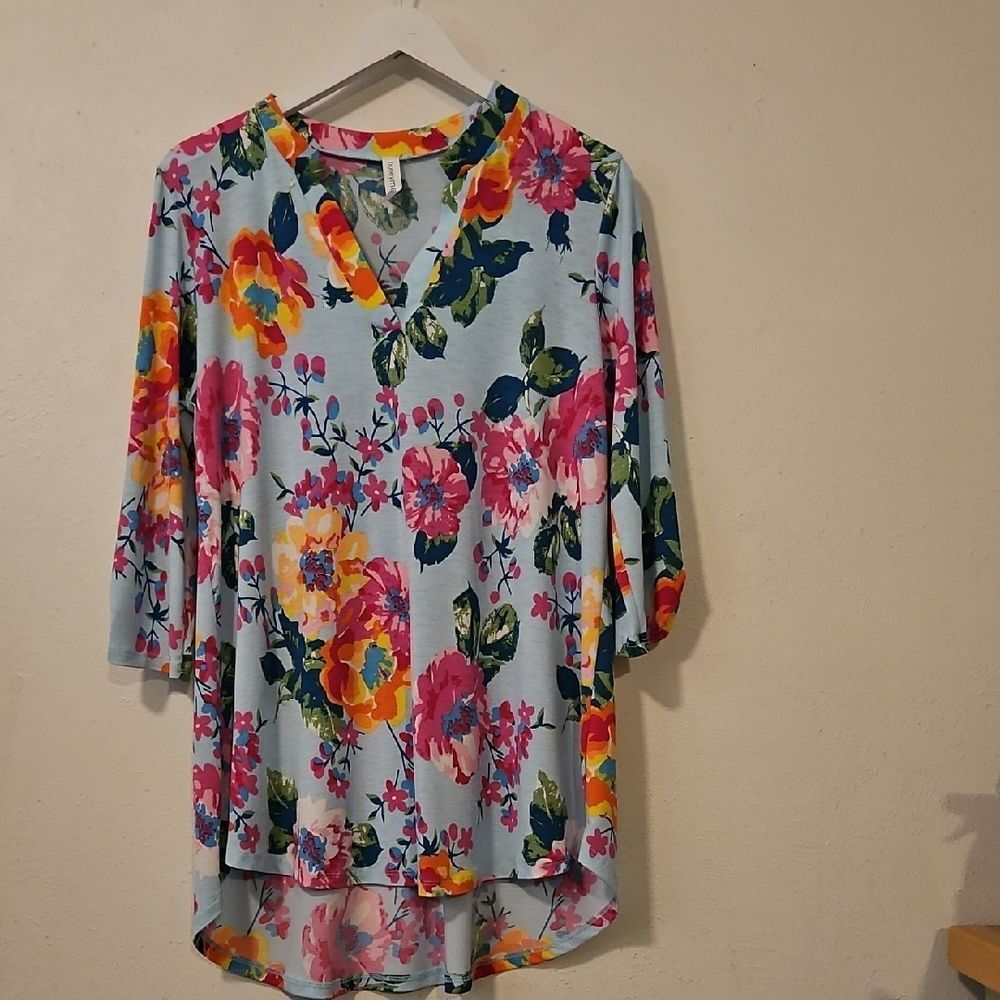 Honeyme Light Blue Floral V-Neck High-Low Tunic